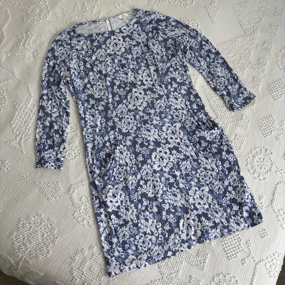 Charming Charlie womens size L blue/white floral 3/4 sleeve mini dress w pockets